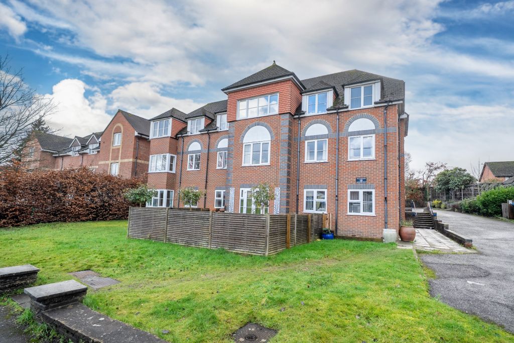 Property photo 1 of 17