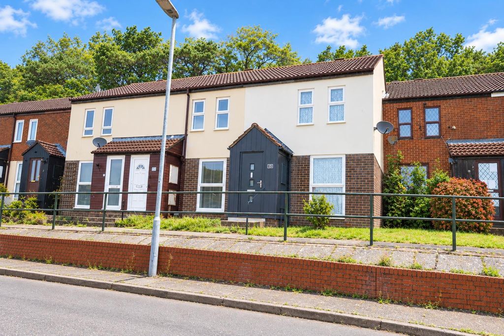 Property photo 1 of 22 d67c3291-E1B1-4023-991E-7956B80A9646.Png