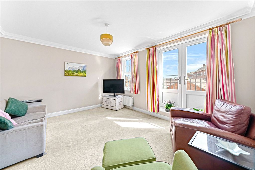 Property photo 2 of 14 Picture No. 24