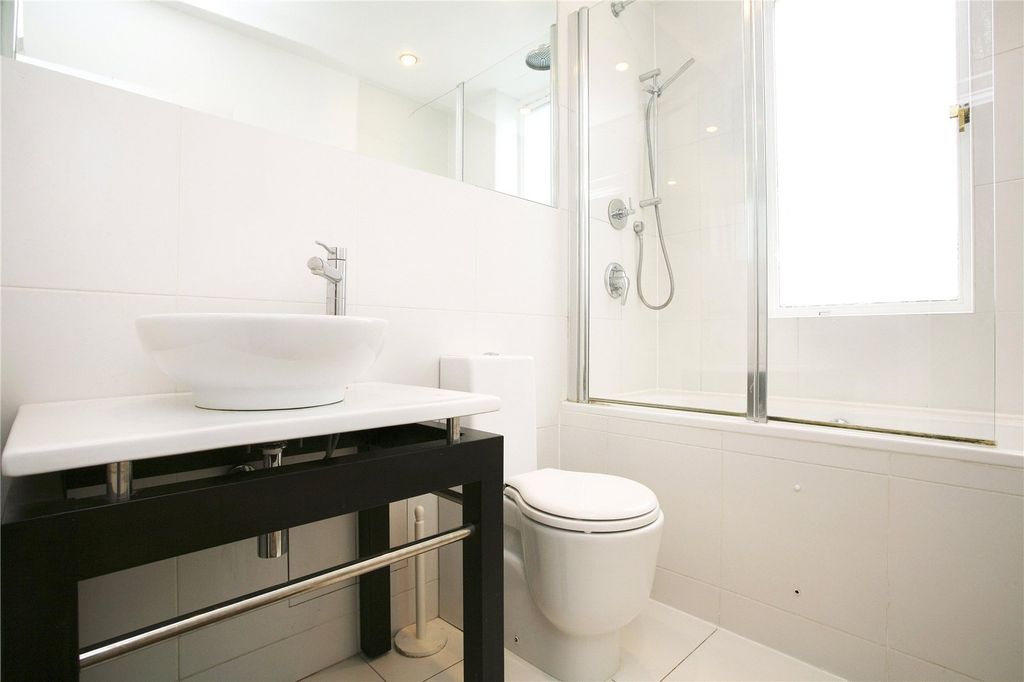 Property photo 3 of 4 Picture No. 10