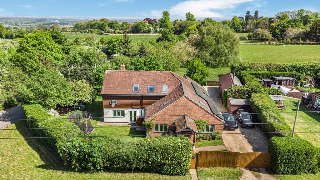 Property photo 1 of 33