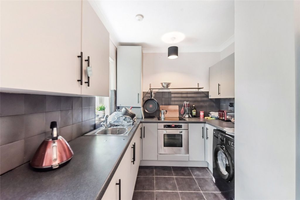 Property photo 2 of 15 Kitchen