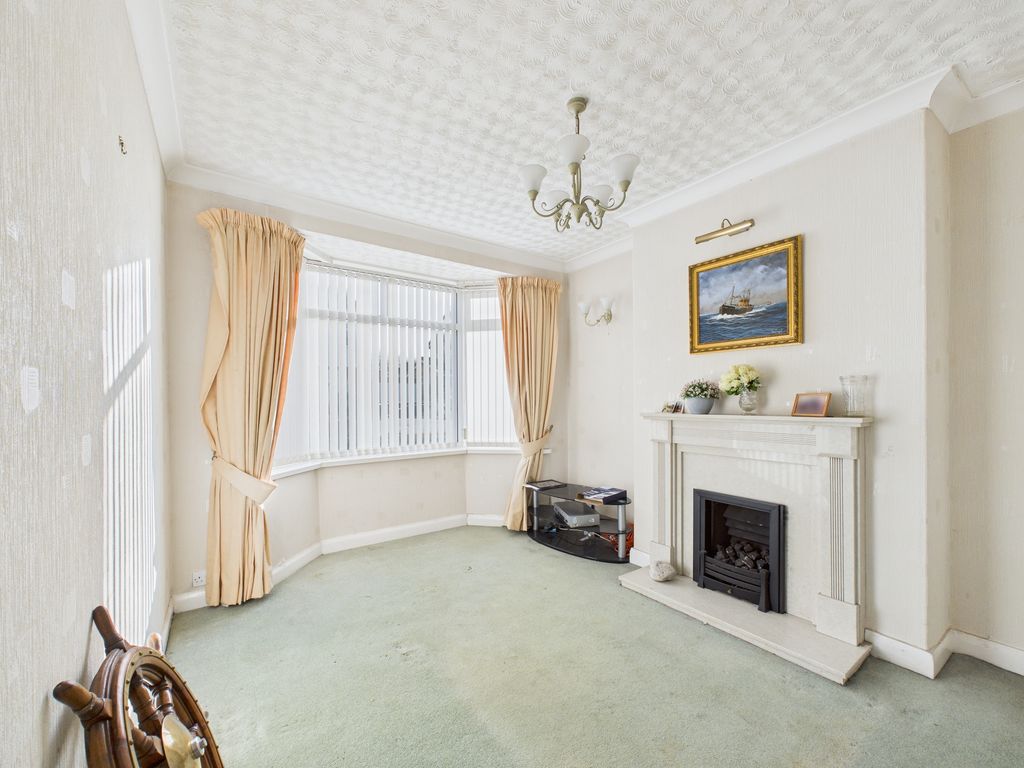 Property photo 3 of 27