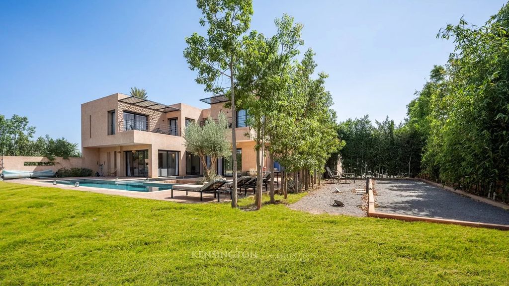 Property photo 2 of 33