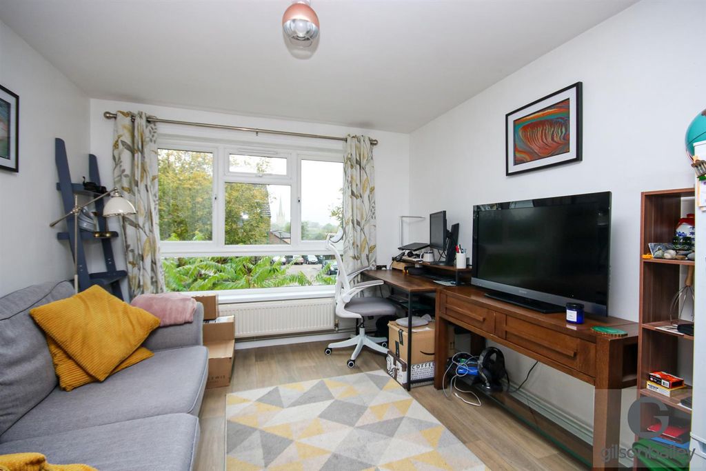 Property photo 2 of 7 Img_2364-2.Jpg