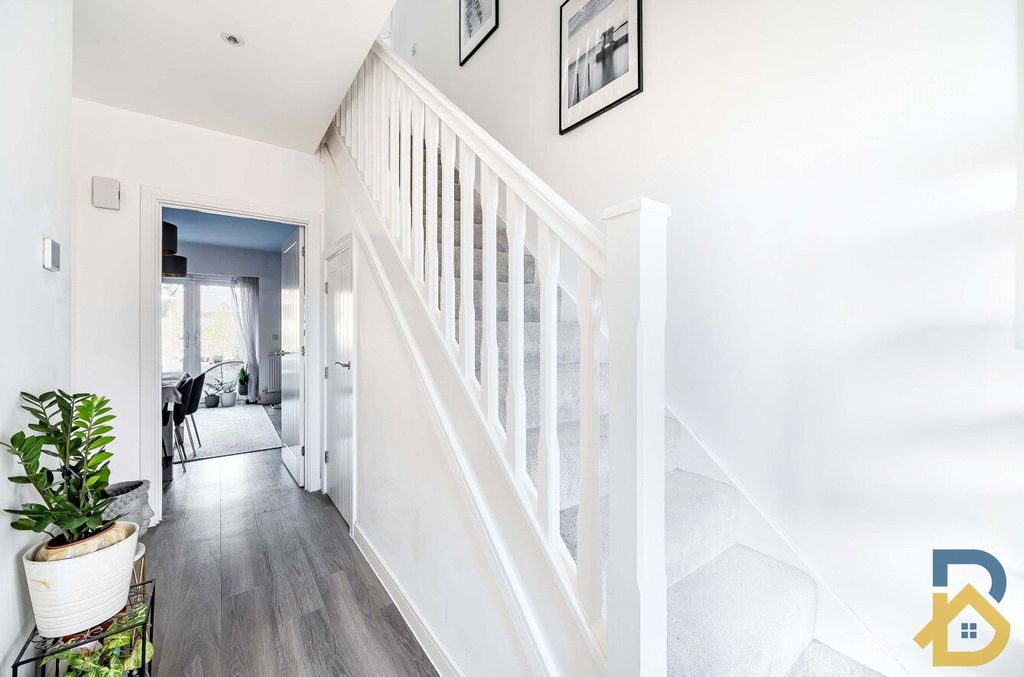 Property photo 2 of 15 Picture No. 40