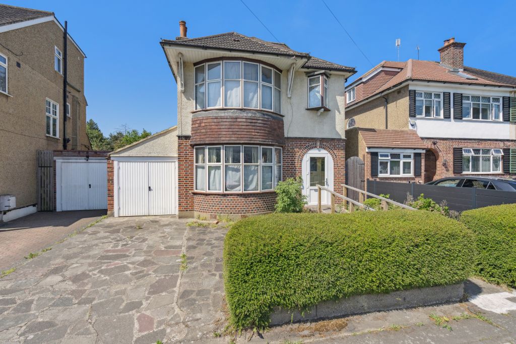 Property photo 1 of 12