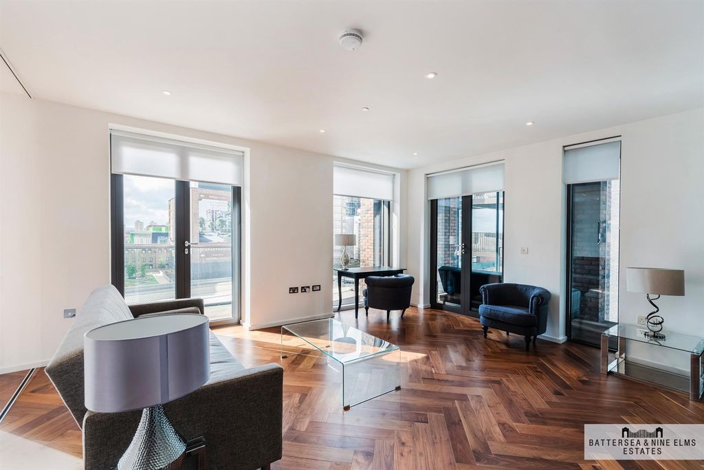 Property photo 3 of 26