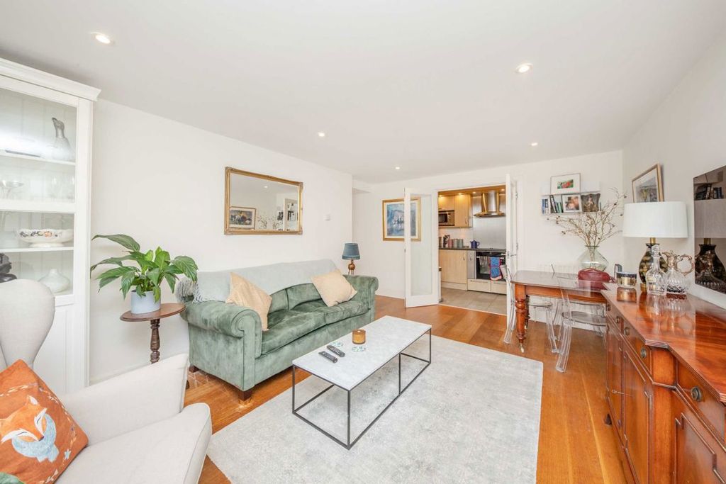 Property photo 2 of 5