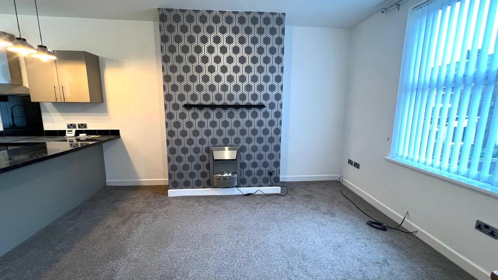 Property photo 3 of 23 Picture No. 42