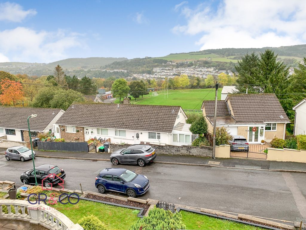 Property photo 2 of 43 Picturesque Views