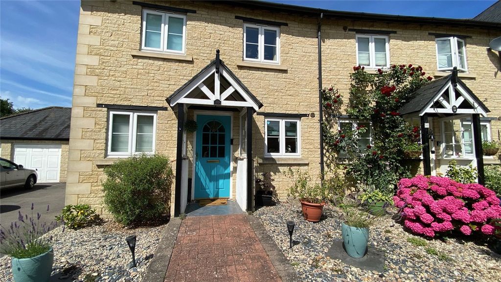 Property photo 2 of 16 Picture No. 05