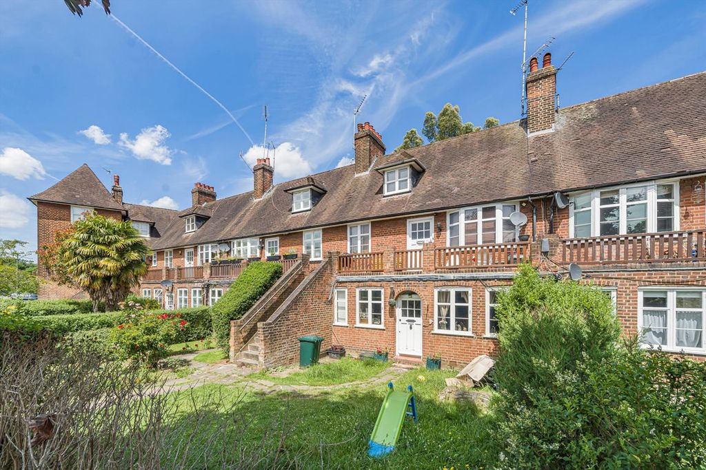 Property photo 1 of 6