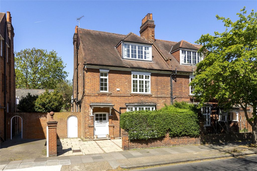 Property photo 1 of 14 External