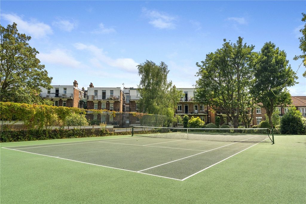 Property photo 2 of 18 Picture No. 39