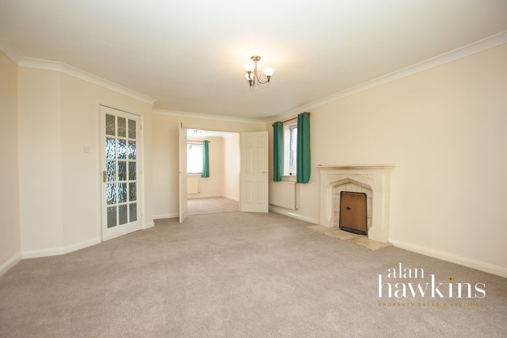 Additional image 5 of 4 bed detached house to rentSheppards Rise, Brinkworth SN15