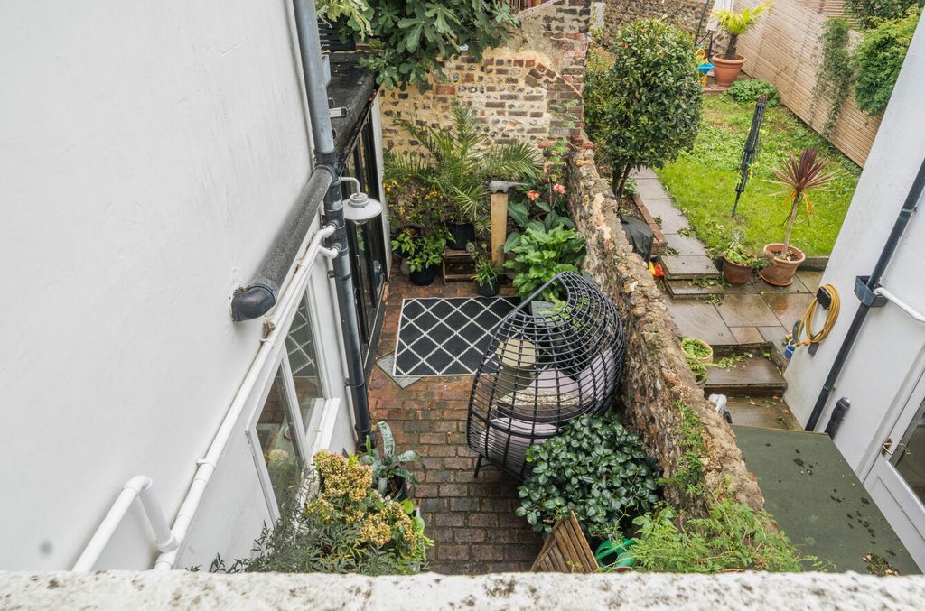 Property photo 3 of 25 1527680-17-1A0F1F...