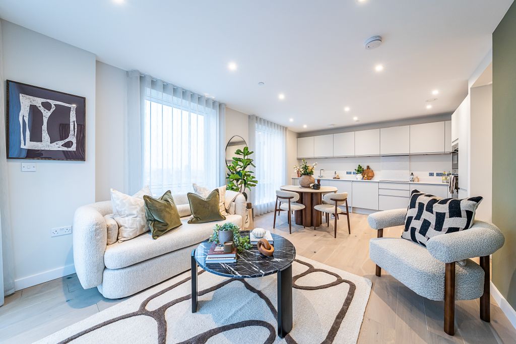 Property photo 1 of 20