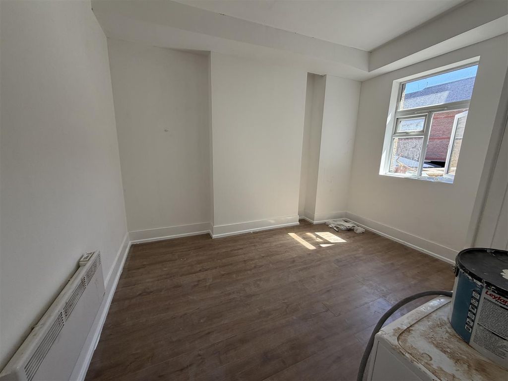 Property photo 3 of 11 Img_9948.Jpg