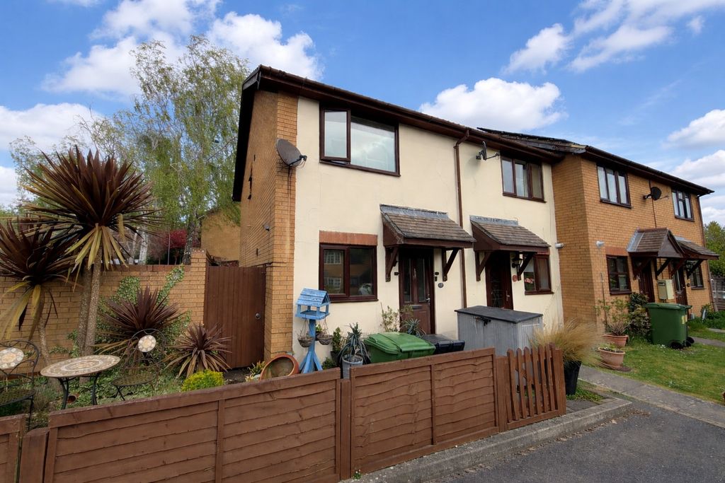 Property photo 1 of 11