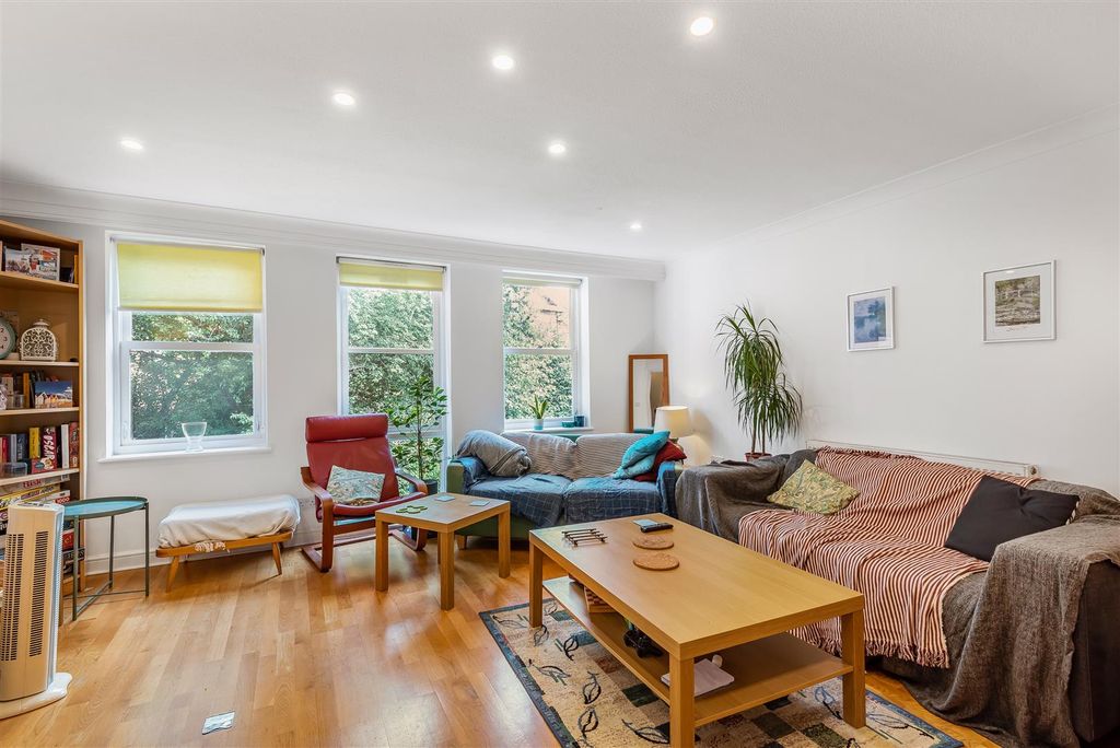 Property photo 3 of 19 865730 (2).Jpg