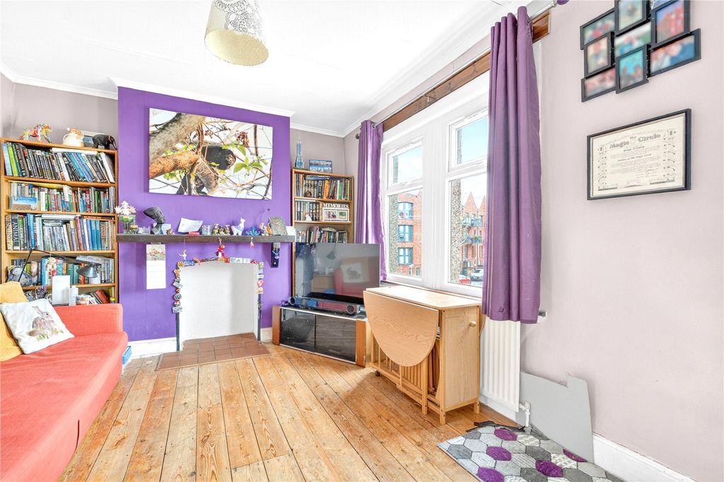 Property photo 2 of 14 Picture No. 02