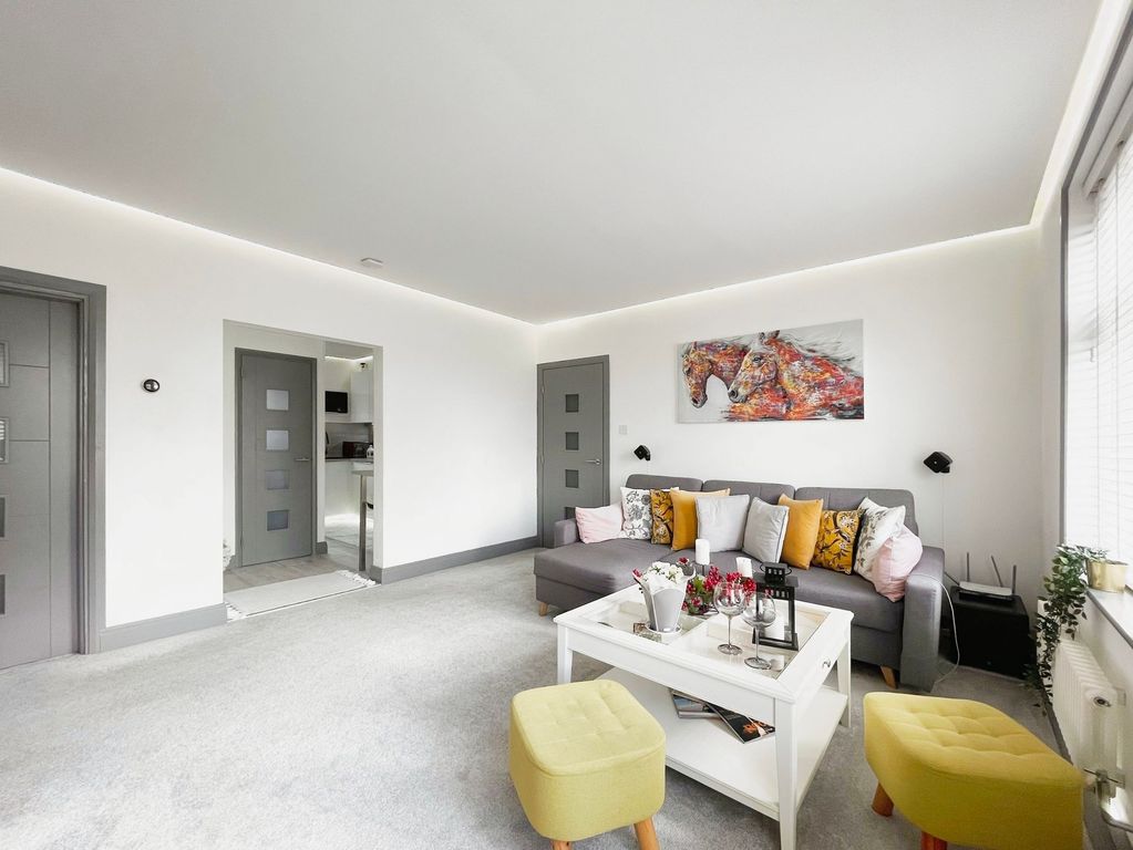 Property photo 3 of 11 Reception Room