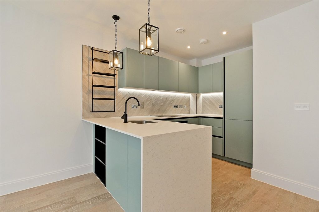 Property photo 3 of 13 Picture No. 06