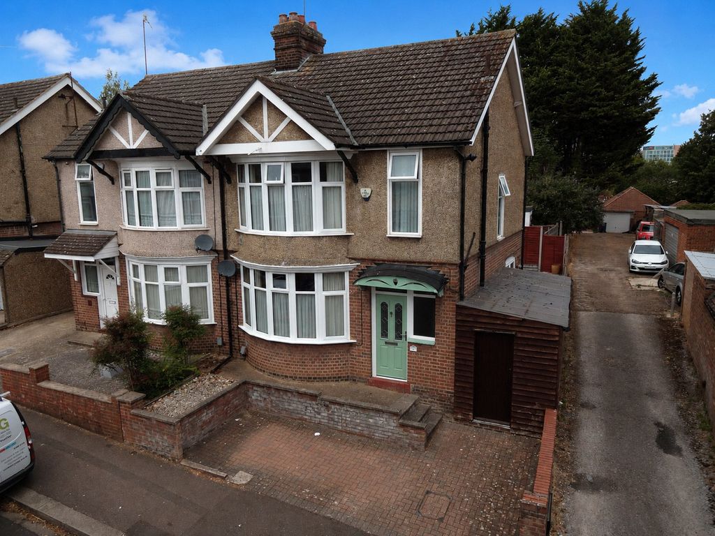Property photo 1 of 12 Picture No. 17