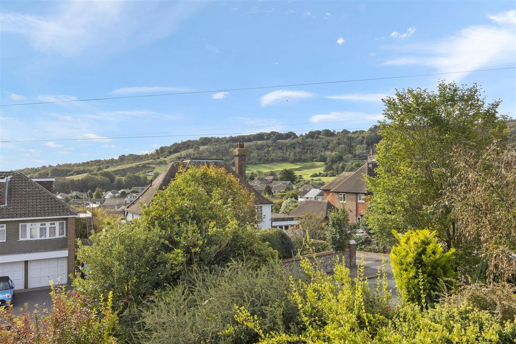 Property photo 3 of 17 View.Jpg