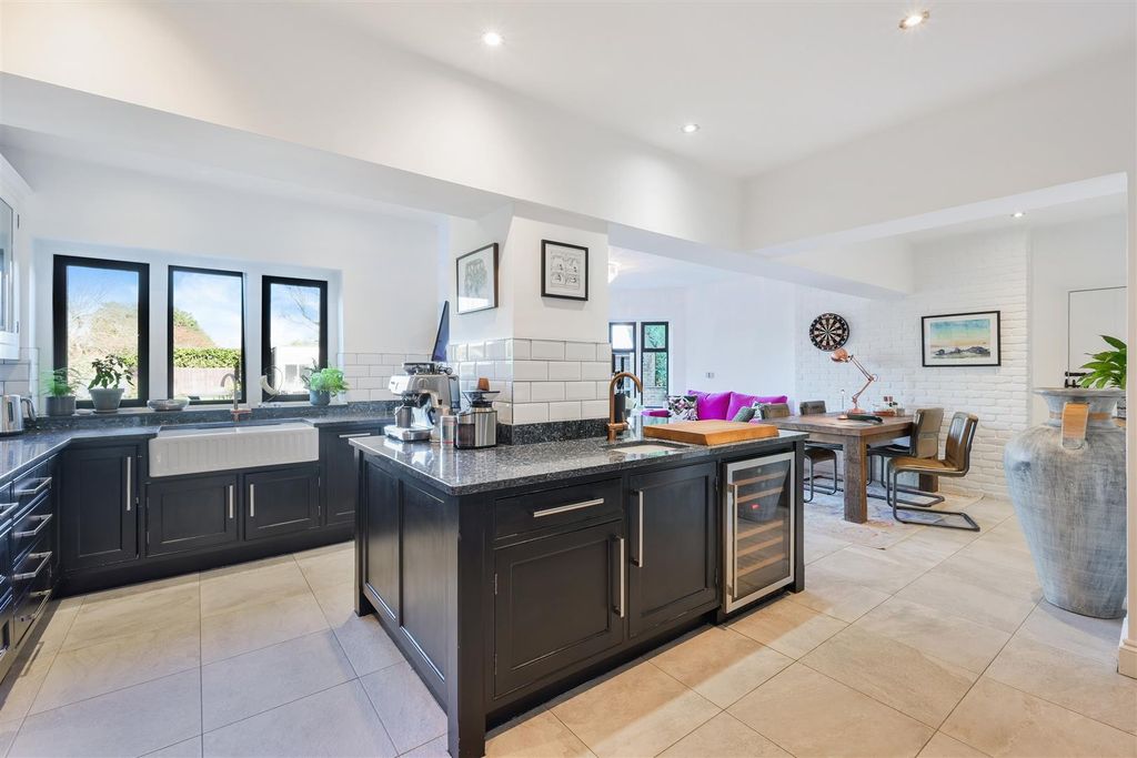 Property photo 2 of 46 Hollymead Road, 10 -36.Jpg