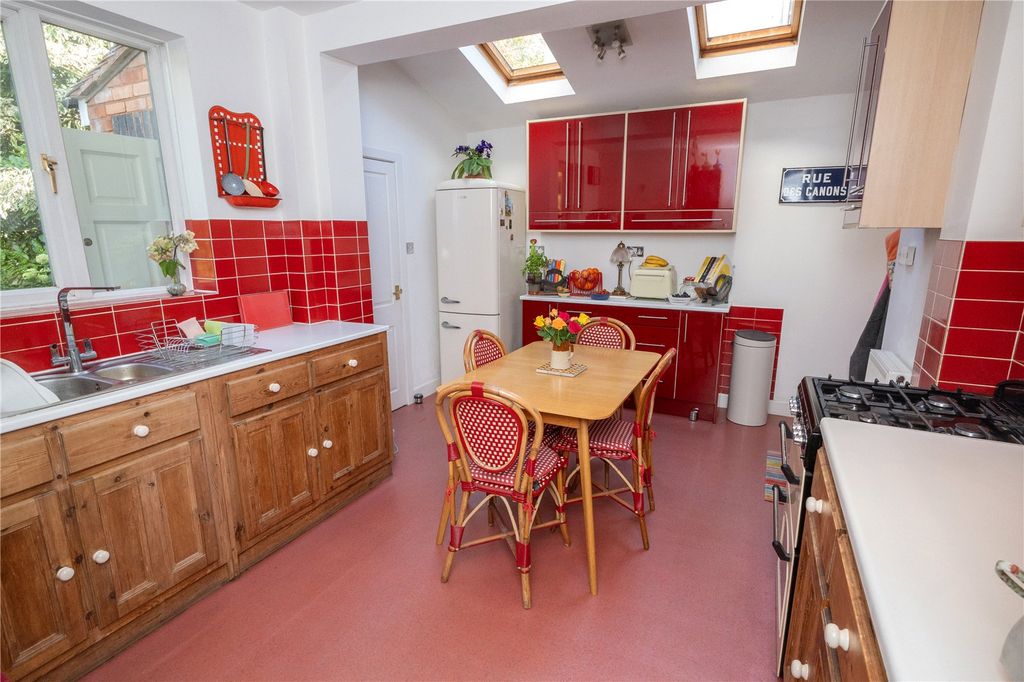Property photo 3 of 27 Picture No. 03