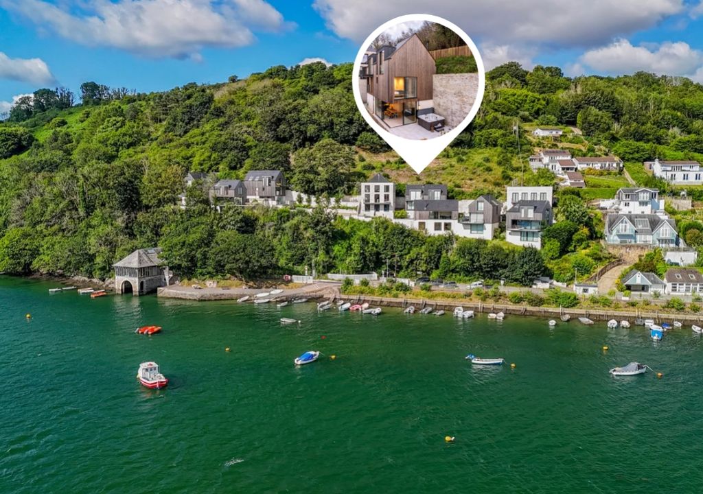 Property photo 2 of 20 Drone Location Pinpoint