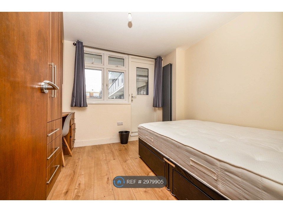 Property photo 3 of 11