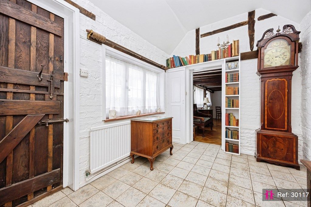 Property photo 3 of 20