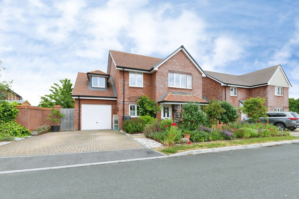 Property photo 1 of 20 Pbox-Img.Jpg