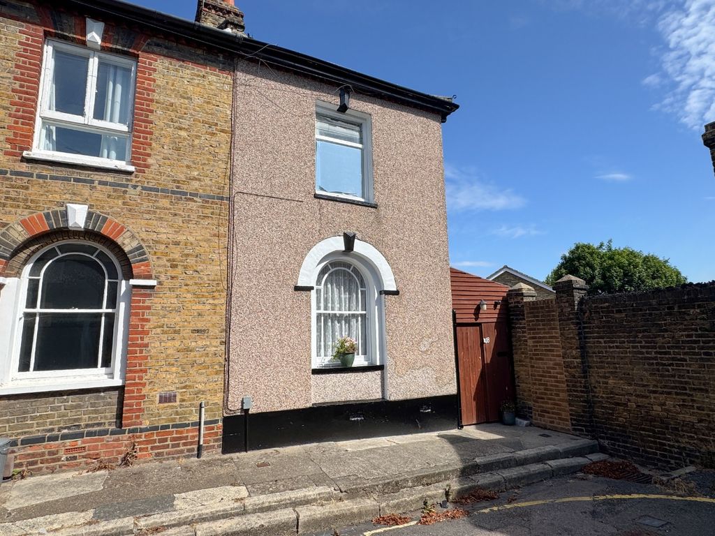 Property photo 1 of 12 4214382