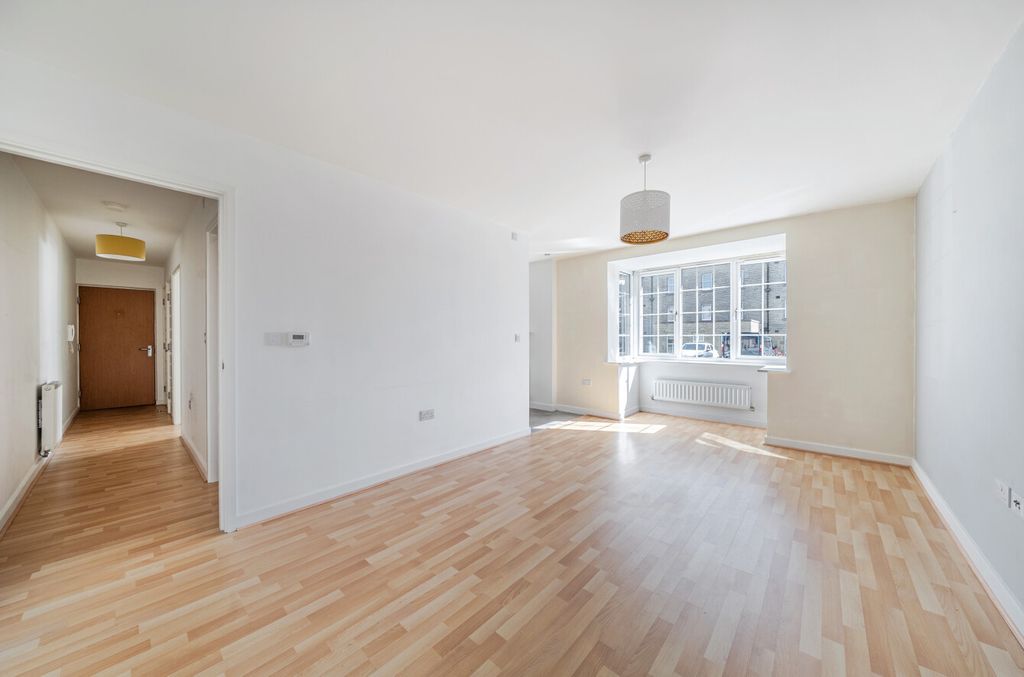 Property photo 2 of 10 1437059-1-69dcc4c...