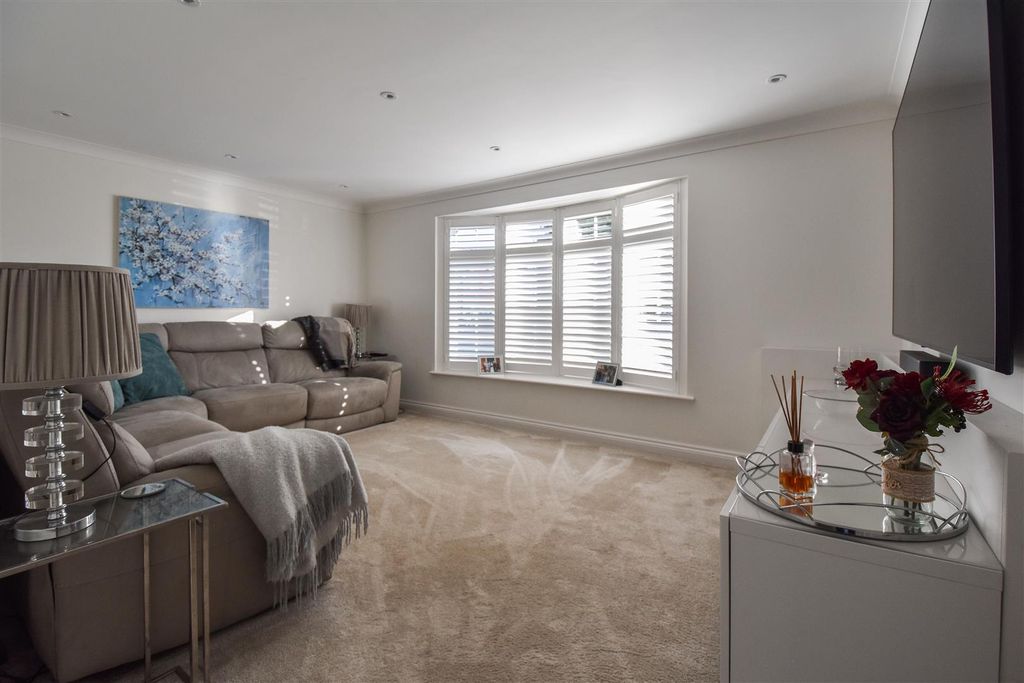 Property photo 2 of 19 Dsc_0100.Jpg