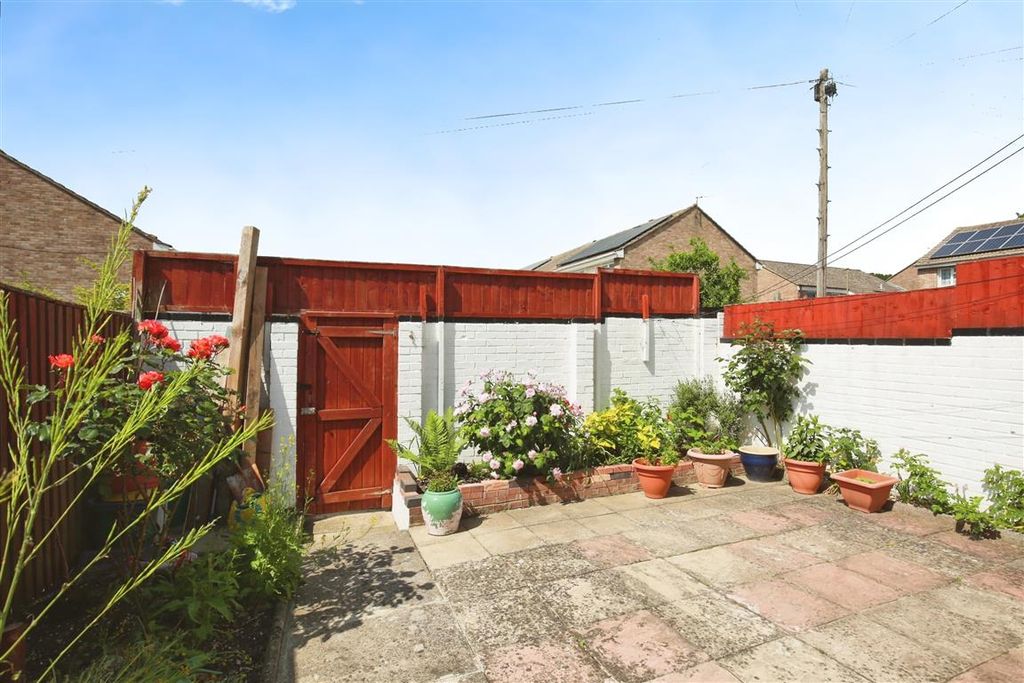 Property photo 3 of 17