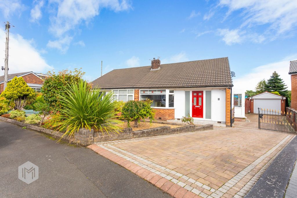 Property photo 1 of 26