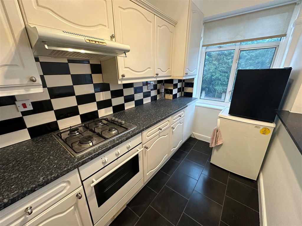 Property photo 3 of 6 3.Jpg