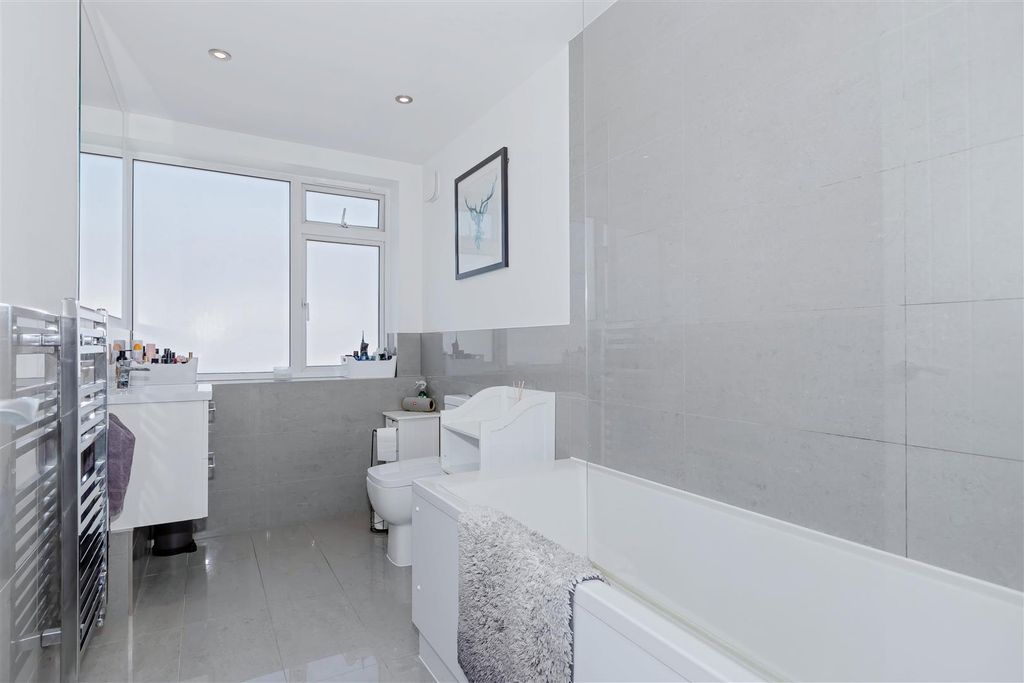 Property photo 3 of 10 Durston House_1.Jpg