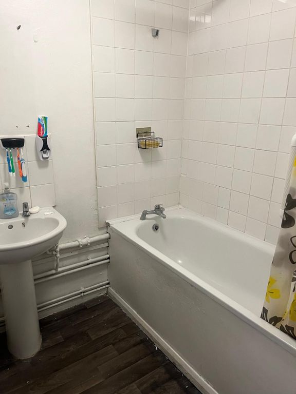 Property photo 3 of 3