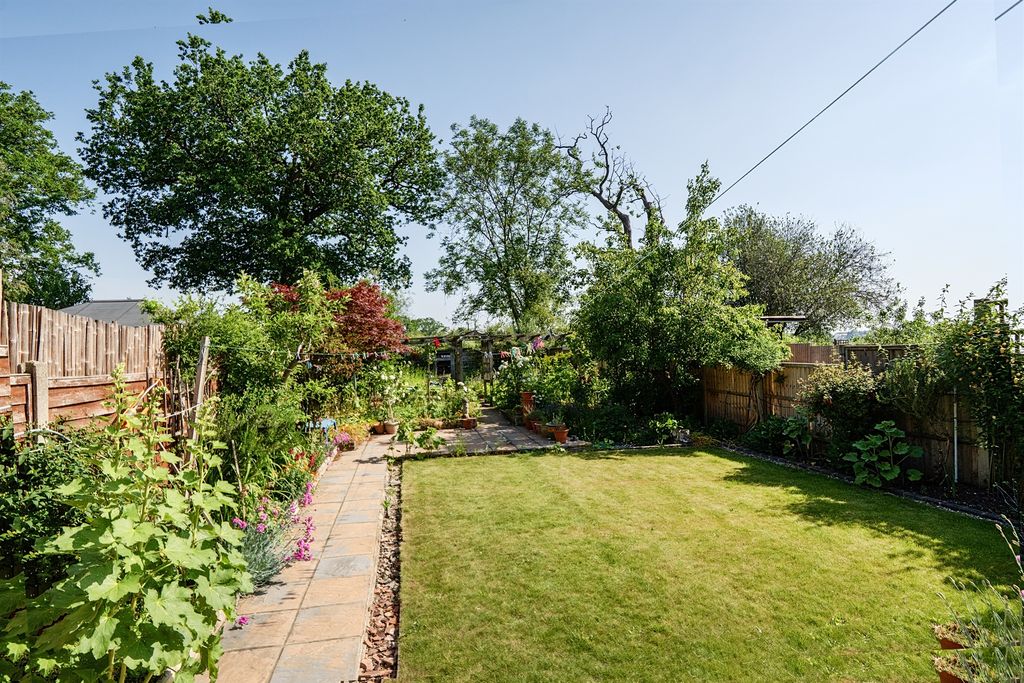 Property photo 2 of 13