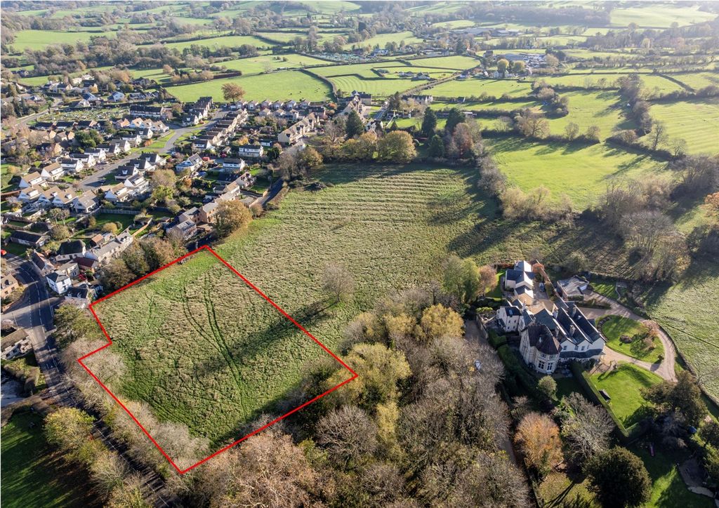 Property photo 2 of 14