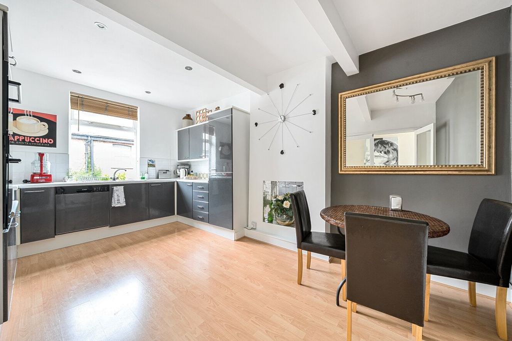 Property photo 3 of 20 Picture No. 41