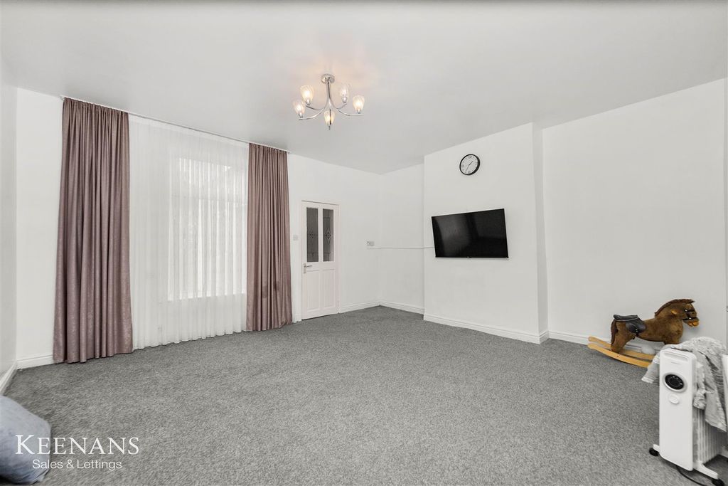 Property photo 3 of 31 2.Jpg