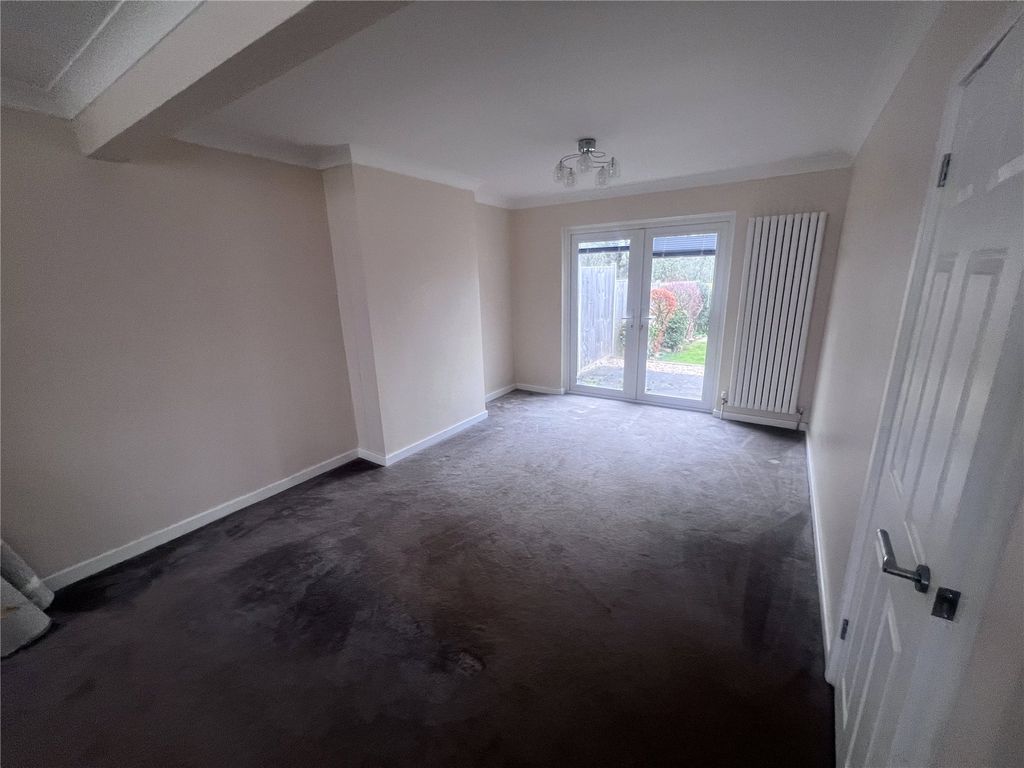 Property photo 3 of 16 Picture No. 21