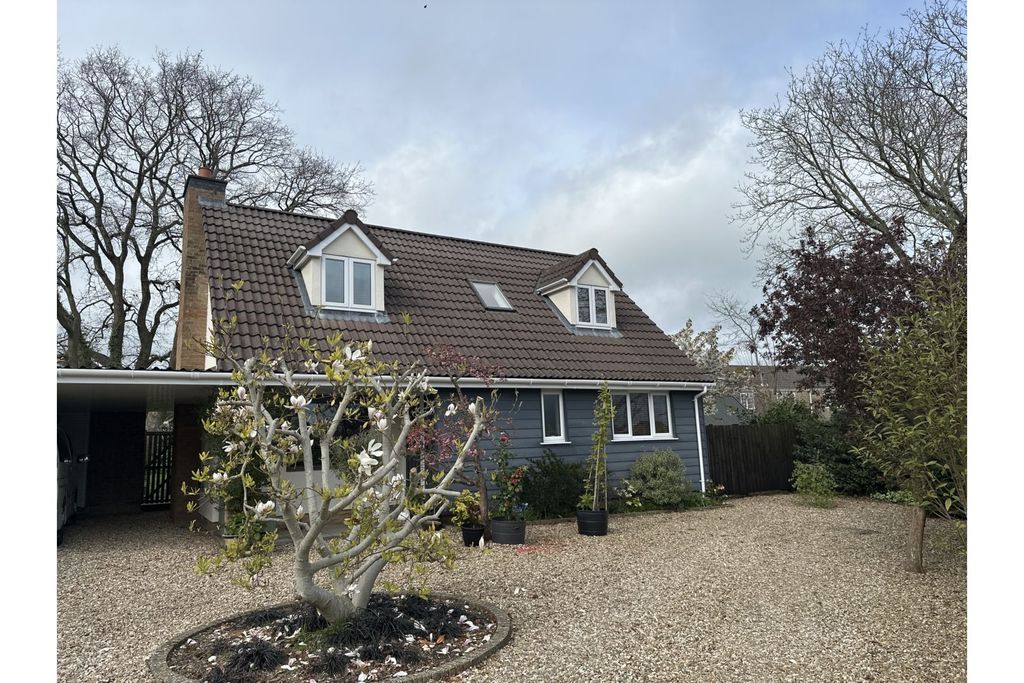 Property photo 1 of 21